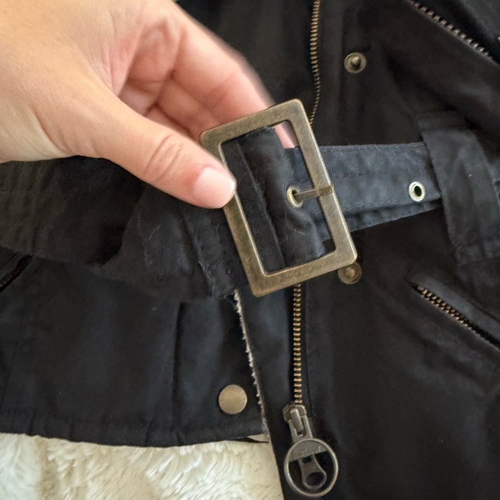 Quality winter coat w pocket,Barbour US size 6 (small) black fuzzy warm like new - Picture 5 of 12